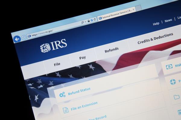 View of IRS.gov website.