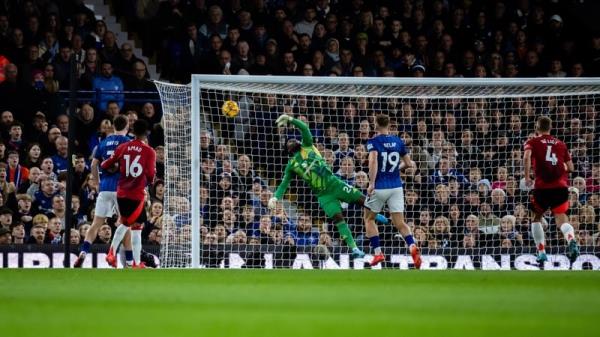 Manchester United goalkeeper Andre o<em></em>nana is beaten by Omari Hutchinson's first-half equaliser